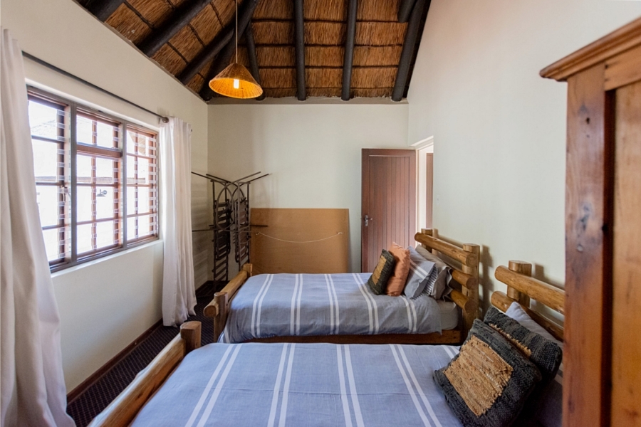 5 Bedroom Property for Sale in Myburgh Park Western Cape